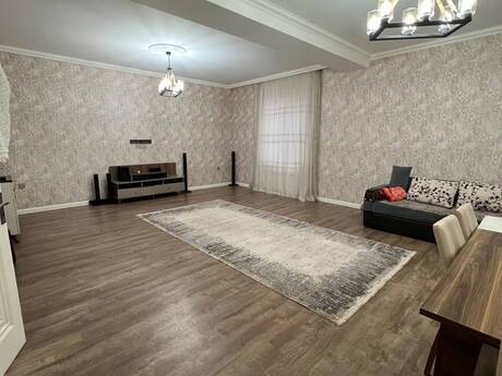 Sarayda 4 otaqlı həyət evi satılır, 220 m², 165 000 AZN, şəkil 4 / 12