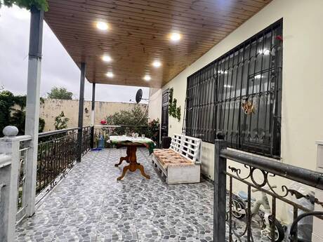 4 otaq · 220 m², Saray