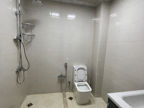 İnşaatçılarda 3 otaqlı yeni tikili mənzil kirayə verilir, 96 m², 790 AZN/ay, şəkil 5 / 8