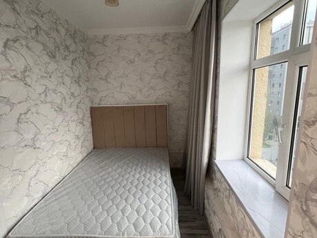 Qara Qarayevdə 2 otaqlı köhnə tikili mənzil kirayə verilir, 45 m², 550 AZN/ay, şəkil 5 / 10
