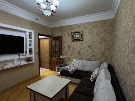 Объявление №6568758 - Баку, м. Мемар Аджеми, 2-комн., 40 м², 1/5 этаж