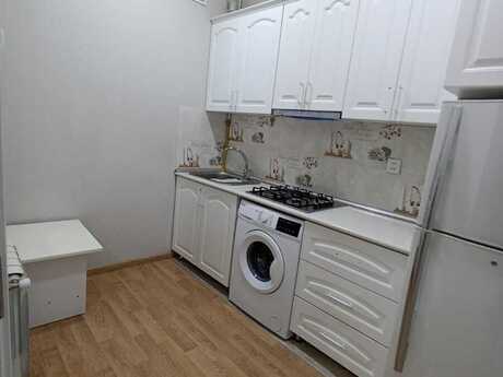 Xalqlar Dostluğunda 2 otaqlı yeni tikili mənzil kirayə verilir, 75 m², 650 AZN/ay, şəkil 2 / 12