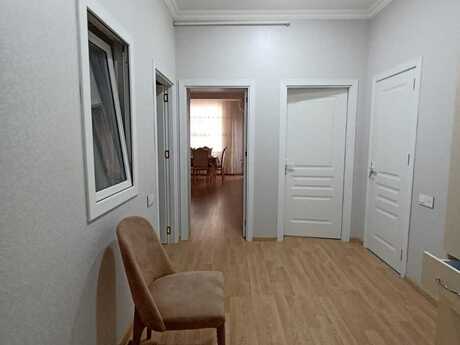 Xalqlar Dostluğunda 2 otaqlı yeni tikili mənzil kirayə verilir, 75 m², 650 AZN/ay, şəkil 5 / 12