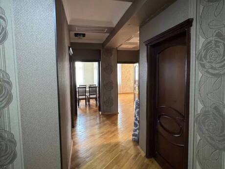 3 otaq · 110 m² · 7/12 mərtəbə, İnşaatçılar