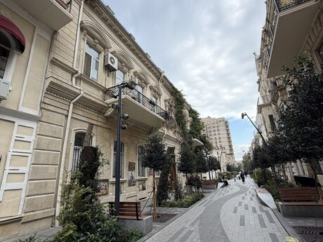 Elan №6568820 - Bakı, İçəri Şəhər m., 2 otaqlı, 75 m², 1/2 mərtəbə