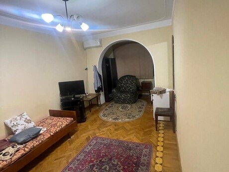 Объявление №6568884 - Баку, м. Мемар Аджеми, 1-комн., 38 м², 2/5 этаж