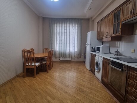 Сдаётся 2-комнатная квартира в новостройке, ЖК Piramida Plaza, 150 м², 1 700 AZN/мес, фото 4 / 8