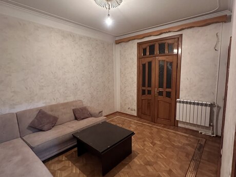 3 otaqlı mənzil, 90 m², Gənclik, 800 AZN