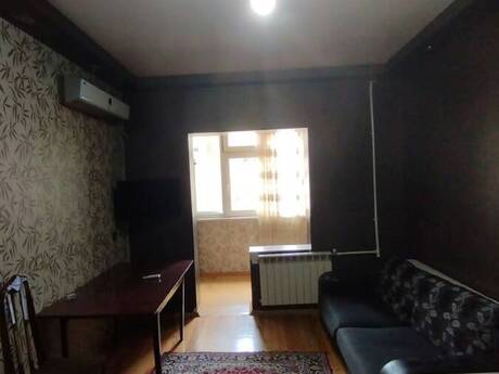 8-ci mikrorayonda 3 otaqlı köhnə tikili mənzil satılır, 85 m², 245 000 AZN, şəkil 4 / 12