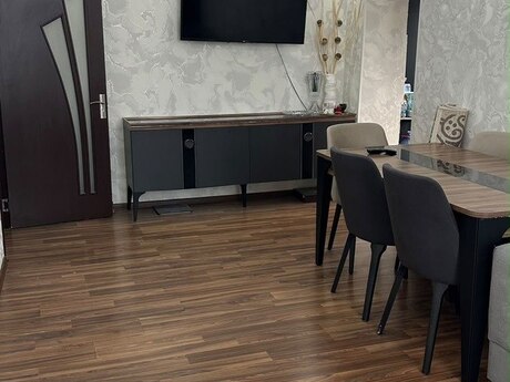 Maştağada 3 otaqlı köhnə tikili mənzil satılır, 55 m², 65 000 AZN, şəkil 5 / 12