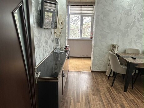 Maştağada 3 otaqlı köhnə tikili mənzil satılır, 55 m², 65 000 AZN, şəkil 3 / 12