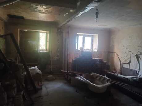 İçəri Şəhərdə 2 otaqlı köhnə tikili mənzil satılır, 53 m², 95 000 AZN, şəkil 2 / 11