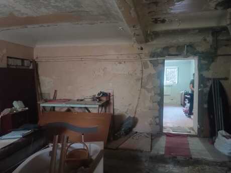 İçəri Şəhərdə 2 otaqlı köhnə tikili mənzil satılır, 53 m², 95 000 AZN, şəkil 3 / 11