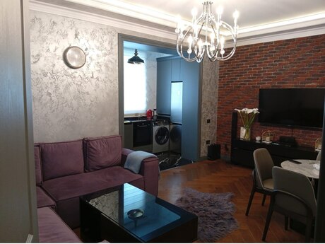 2 otaqlı mənzil, 42 m², Elmlər Akademiyası, 203 000 AZN