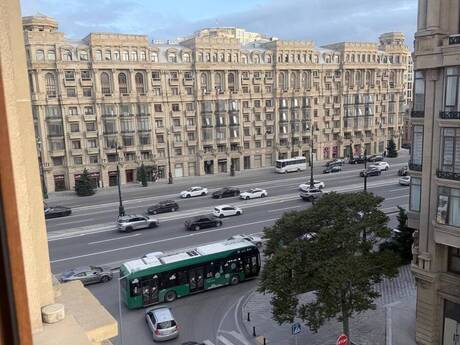 Объявление №6569368 - Баку, м. Нариман Нариманов, 2-комн., 77 м², 5/9 этаж