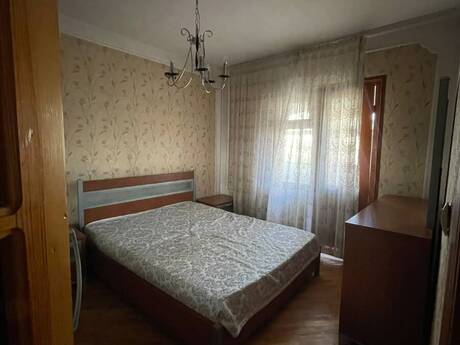 İnşaatçılarda 4 otaqlı köhnə tikili mənzil kirayə verilir, 115 m², 799 AZN/ay, şəkil 4 / 12