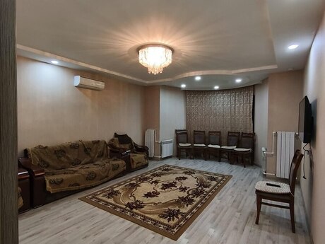 Elan №6569722 - Bakı, 8 Noyabr m., 2 otaqlı, 67.1 m², 9/18 mərtəbə
