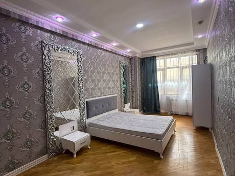 İnşaatçılarda 4 otaqlı yeni tikili mənzil kirayə verilir, 156 m², 900 AZN/ay, şəkil 3 / 12