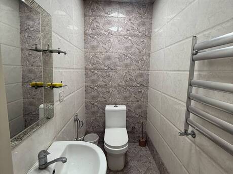İnşaatçılarda 4 otaqlı yeni tikili mənzil kirayə verilir, 156 m², 900 AZN/ay, şəkil 5 / 12