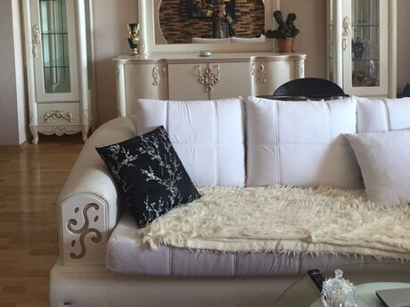 28 Mayda 3 otaqlı yeni tikili mənzil kirayə verilir, 146 m², 1 800 AZN/ay, şəkil 5 / 12