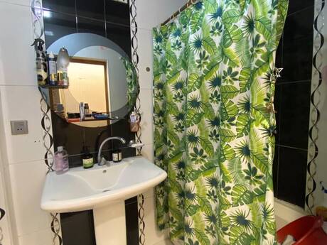 Elmlər Akademiyasında 3 otaqlı köhnə tikili mənzil satılır, 70 m², 230 000 AZN, şəkil 3 / 9