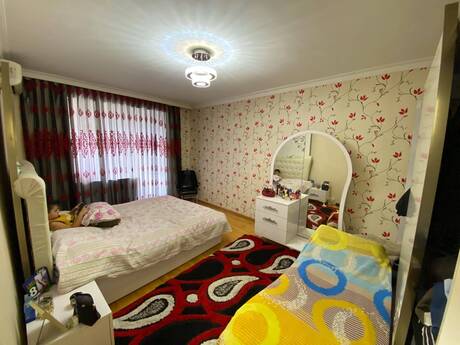 Elmlər Akademiyasında 3 otaqlı köhnə tikili mənzil satılır, 70 m², 230 000 AZN, şəkil 4 / 9