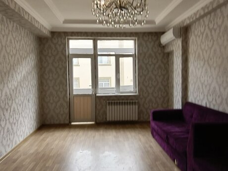3-комнатная квартира, 83 м², Qurtuluş 93, 106 000 AZN