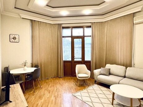 Elan №6570194 - Bakı, İçəri Şəhər m., 2 otaqlı, 56 m², 5/6 mərtəbə