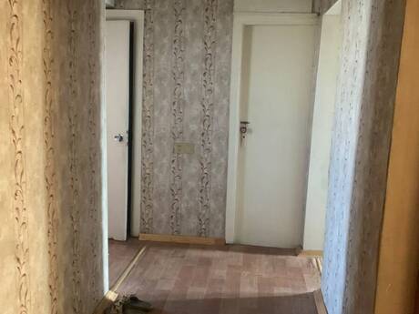 Продаётся 3-комнатная квартира в старом фонде, Lökbatan, 70 м², 118 000 AZN, фото 5 / 10