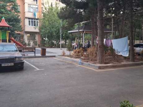 Qara Qarayevdə 4 otaqlı köhnə tikili mənzil satılır, 85 m², 205 000 AZN, şəkil 2 / 12