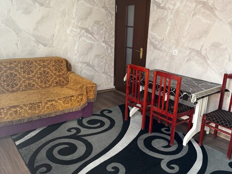 İnşaatçılarda 2 otaqlı həyət evi kirayə verilir, 35 m², 500 AZN/ay, şəkil 2 / 9