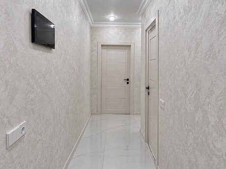 Elan №6570496 - Bakı, 28 May m., 2 otaqlı, 75 m², 3/5 mərtəbə