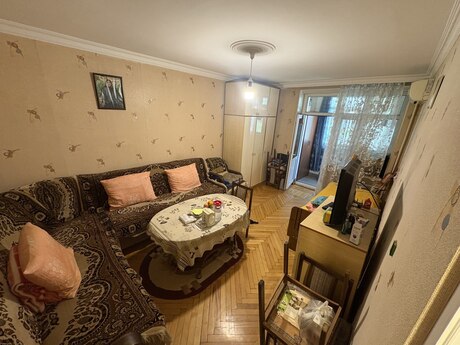 1 otaq · 32 m² · 3/5 mərtəbə, Şah İsmayıl Xətai