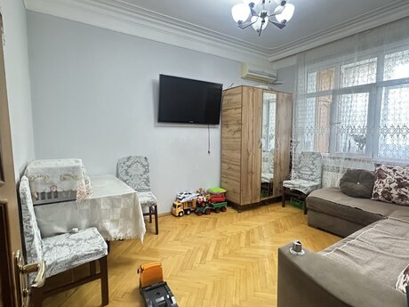 Объявление №6570608 - Баку, м. 20 января, 2-комн., 60 м², 4/5 этаж