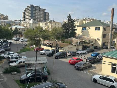 Elan №6570760 - Bakı, Şah İsmayıl Xətai m., 1 otaqlı, 40 m², 3/5 mərtəbə