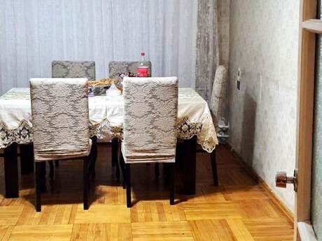 Nəriman Nərimanovda 2 otaqlı köhnə tikili mənzil satılır, 70 m², 180 000 AZN, şəkil 2 / 12
