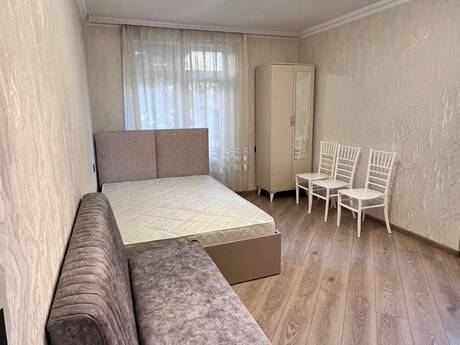 Объявление №6570949 - Баку, пос. Бакиханова, 1-комн., 45 м², 2/5 этаж
