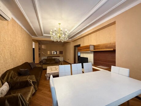 Nəriman Nərimanovda 4 otaqlı yeni tikili mənzil satılır, 165 m², 470 000 AZN, şəkil 4 / 12