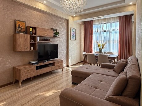 3 otaq · 84,1 m² · 8/16 mərtəbə, Neftçilər