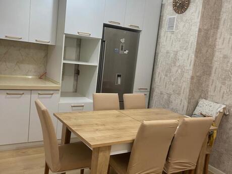 3 otaqlı mənzil, 97 m², Nəriman Nərimanov, 225 000 AZN
