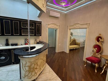 Elan №6571104 - Bakı, Xətai r., 4 otaqlı, 150 m², 2/7 mərtəbə
