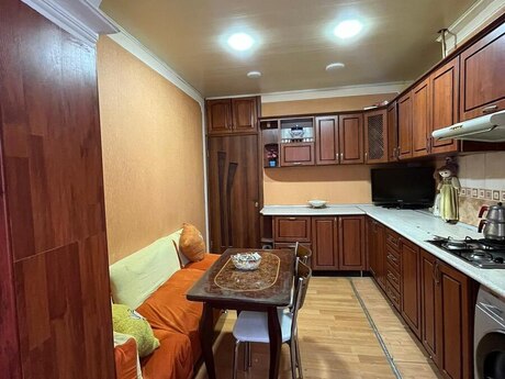 Объявление №6571096 - Баку, м. Иншаатчылар, 2-комн., 68 м², 2/9 этаж