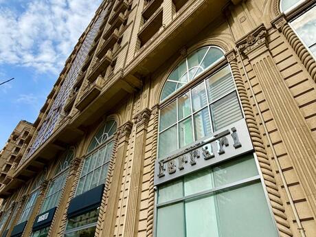 Elan №6571221 - Bakı, 28 May m., 4 otaqlı, 190 m², 18/19 mərtəbə