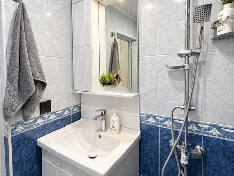 Nəriman Nərimanovda 2 otaqlı köhnə tikili mənzil satılır, 32 m², 180 000 AZN, şəkil 2 / 12