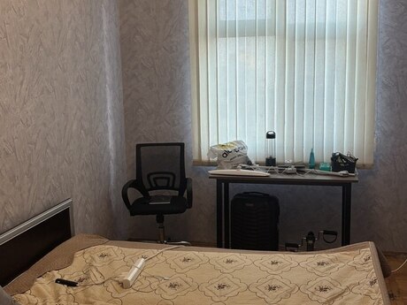 3 otaq · 60 m² · 5/5 mərtəbə, Memar Əcəmi