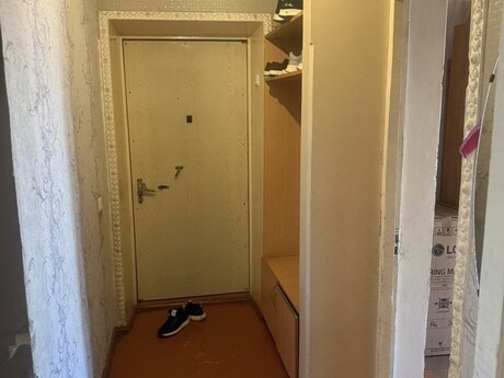 İnşaatçılarda 3 otaqlı köhnə tikili mənzil satılır, 70 m², 202 000 AZN, şəkil 5 / 12