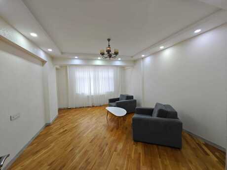 Elan №6571439 - Bakı, Qara Qarayev m., 3 otaqlı, 136 m², 5/18 mərtəbə