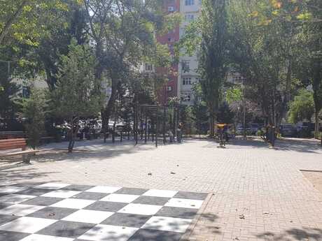 İnşaatçılarda 1 otaqlı köhnə tikili mənzil satılır, 50 m², 121 000 AZN, şəkil 2 / 10