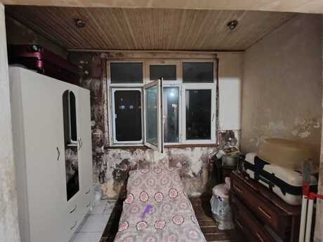 İnşaatçılarda 1 otaqlı köhnə tikili mənzil satılır, 50 m², 121 000 AZN, şəkil 4 / 10