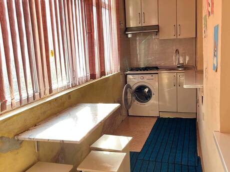Gənclikdə 2 otaqlı köhnə tikili mənzil satılır, 48 m², 155 000 AZN, şəkil 3 / 10